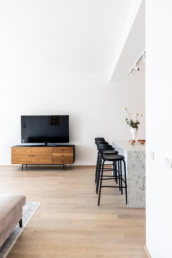Kadriorg Plaza 2 Bedroom Free Parking ทาลลินน์ ภายนอก รูปภาพ