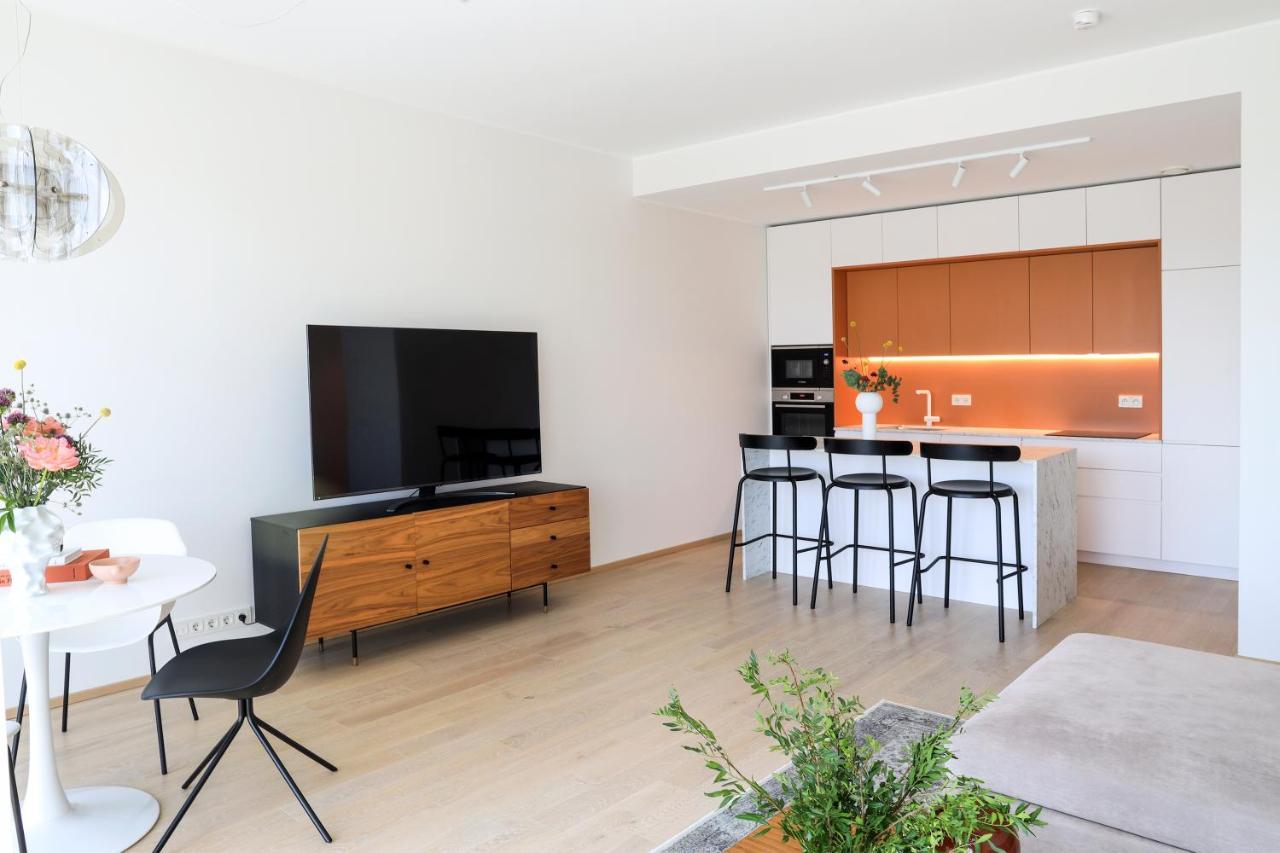 Kadriorg Plaza 2 Bedroom Free Parking ทาลลินน์ ภายนอก รูปภาพ